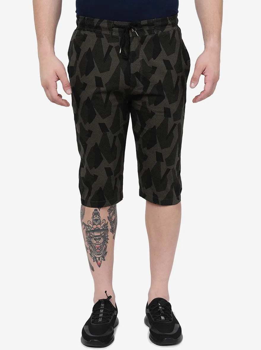 Olive Camo Printed Slim Fit Capri | JadeBlue